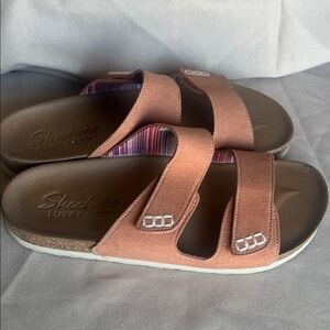 Skechers Women's Luxe Foam Sandals - Peach and Brown